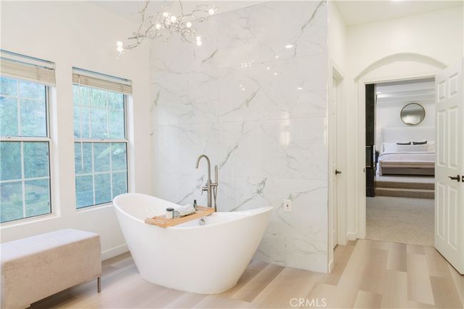 27153 Woodbluff Rd, House other with 5 bedrooms, 5 bathrooms and 3 parking in Laguna Hills CA | Image 20