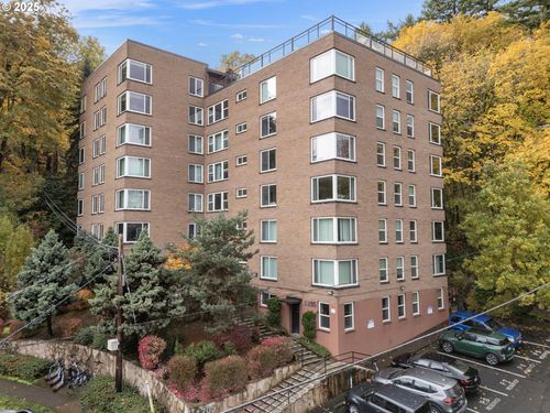 102-1205 Sw Cardinell Dr, Portland, OR, 97201-3162 | Card Image