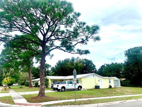 5333 Duncanwood Dr, Sarasota, FL, 34232-5761 | Card Image