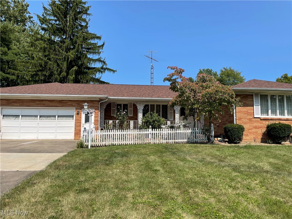 Tod Ave, Warren, OH 44485