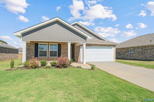 121 Ozy Dr, Athens, AL, 35613 | Card Image