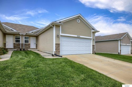2644 W Timberlake Dr, Lincoln, NE, 68522-9141 | Card Image