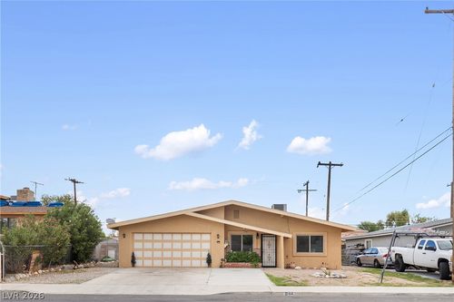 2144 Valley Dr, Las Vegas, NV, 89108-2872 | Card Image