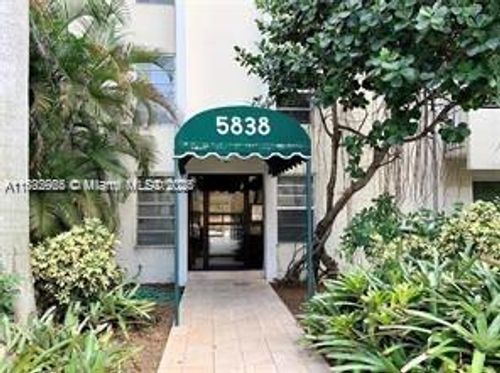 apt-106-5838 Sw 74th Ter, South Miami, FL, 33143-5248 | Card Image