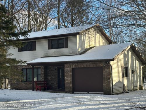 3136 Evergreen Cir, Tobyhanna, PA, 18466-8292 | Card Image