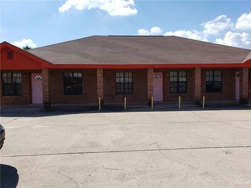 1212 S Veterans Blvd, Pharr, TX, 78577-6438 | Card Image