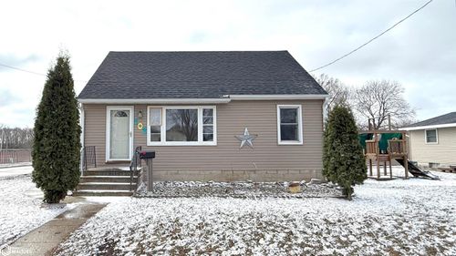 103 27th St Sw, Mason City, IA, 50401-6617 | Card Image