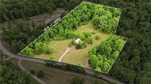2558 Stonepile Rd, CLARKESVILLE, GA, 30523-3701 | Card Image