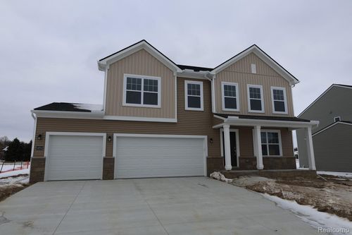 54854 Heron Cir, New Baltimore, MI, 48047-2829 | Card Image