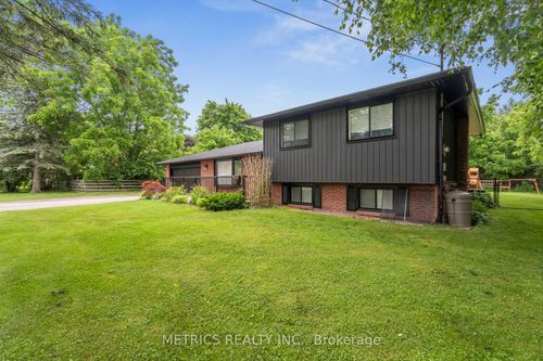 1386 Gilford Rd, Gilford, ON, L0L1R0 | Card Image