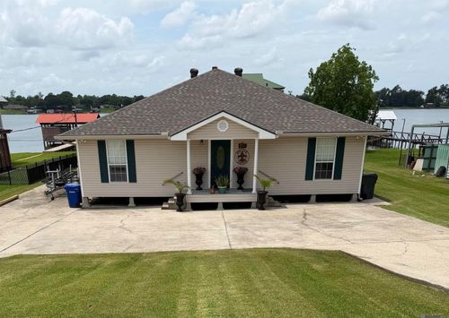 9371 Island Rd, Ventress, LA, 70783-3203 | Card Image