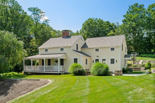 52 Aunt Park Ln, Newtown, CT, 06470-2468 | Card Image