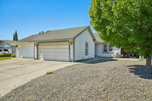 148 Columbia Drive, Vacaville, CA, 95687 | Card Image