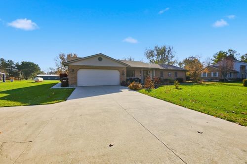 5535 Auburn Dr, Greenville, OH, 45331-9200 | Card Image