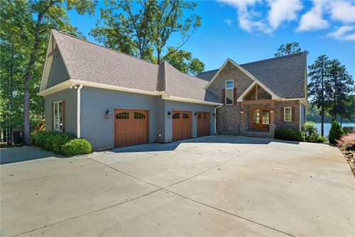 3021 Deep Water Way, West Union, SC, 29696-3664 | Card Image