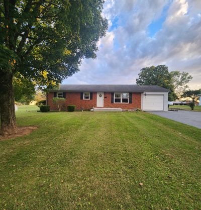 207 Circle Drive, House other with 3 bedrooms, 1 bathrooms and null parking in Albany KY | Image 2