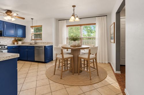 2777 Page Ave, Ann Arbor, MI, 48104-6913 | Card Image