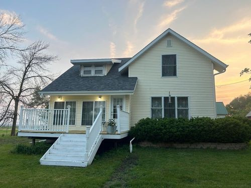 984 P Ave, Jefferson, IA, 50129-7526 | Card Image