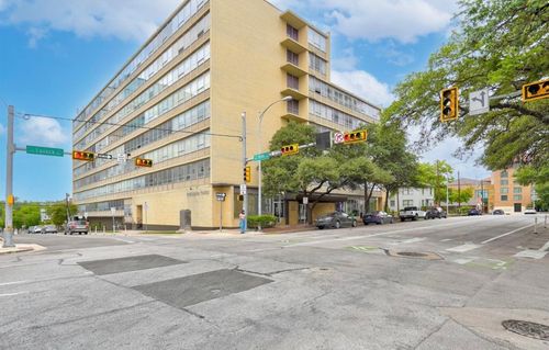 a106-1800 Lavaca St, Austin, TX, 78701-1336 | Card Image