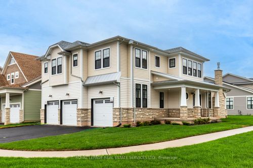 42 Beachwalk Cres, Crystal Beach, ON, L0S1N0 | Card Image
