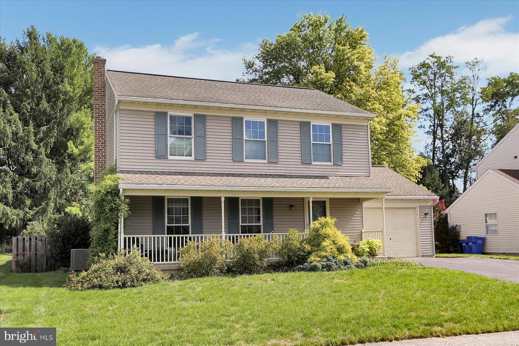 Honeysuckle Dr, Mechanicsburg, PA 17050
