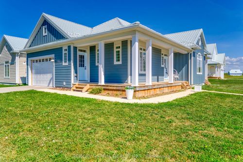 {{alt}} | Card Image