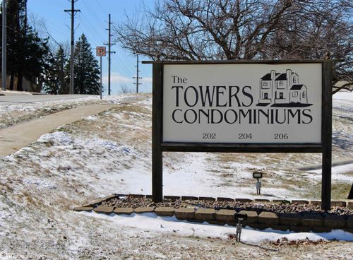 apt-3-202 E 22nd St, Atlantic, IA, 50022-2876 | Card Image