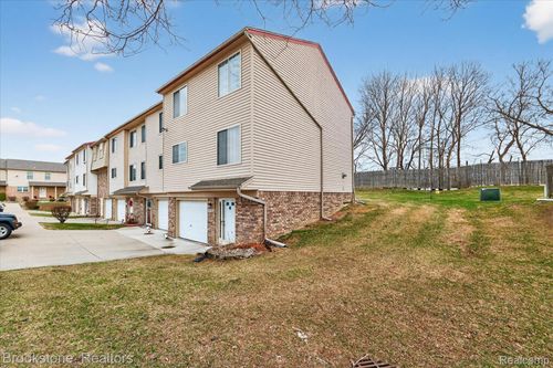 397-37744 Charter Oaks Boulevard, Clinton Charter Township, MI, 48036 | Card Image
