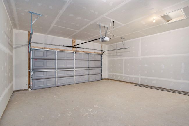 2 stall attached garage | Image 20