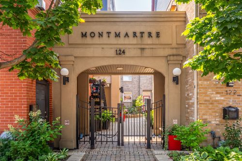 d-124 Guigues Ave, Ottawa, ON, K1N5H7 | Card Image