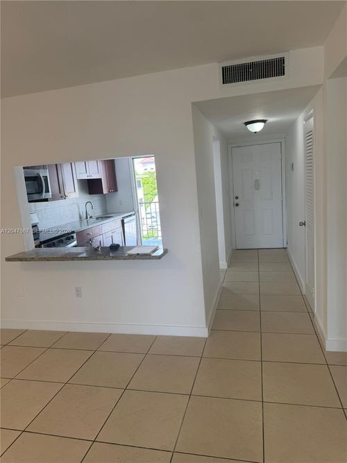 305-2005 Sans Souci Blvd, North Miami, FL, 33181-3043 | Card Image