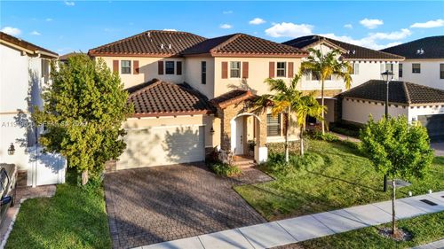 9411 W 35th Ave, Hialeah, FL, 33018-2058 | Card Image