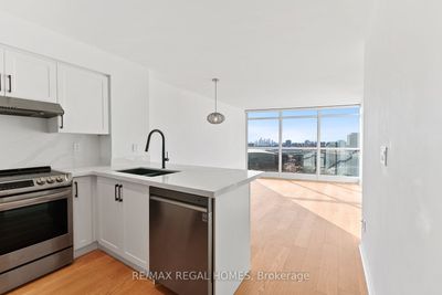 1610 - 219 Fort York Blvd, Condo with 1 bedrooms, 1 bathrooms and 1 parking in Toronto ON | Image 2