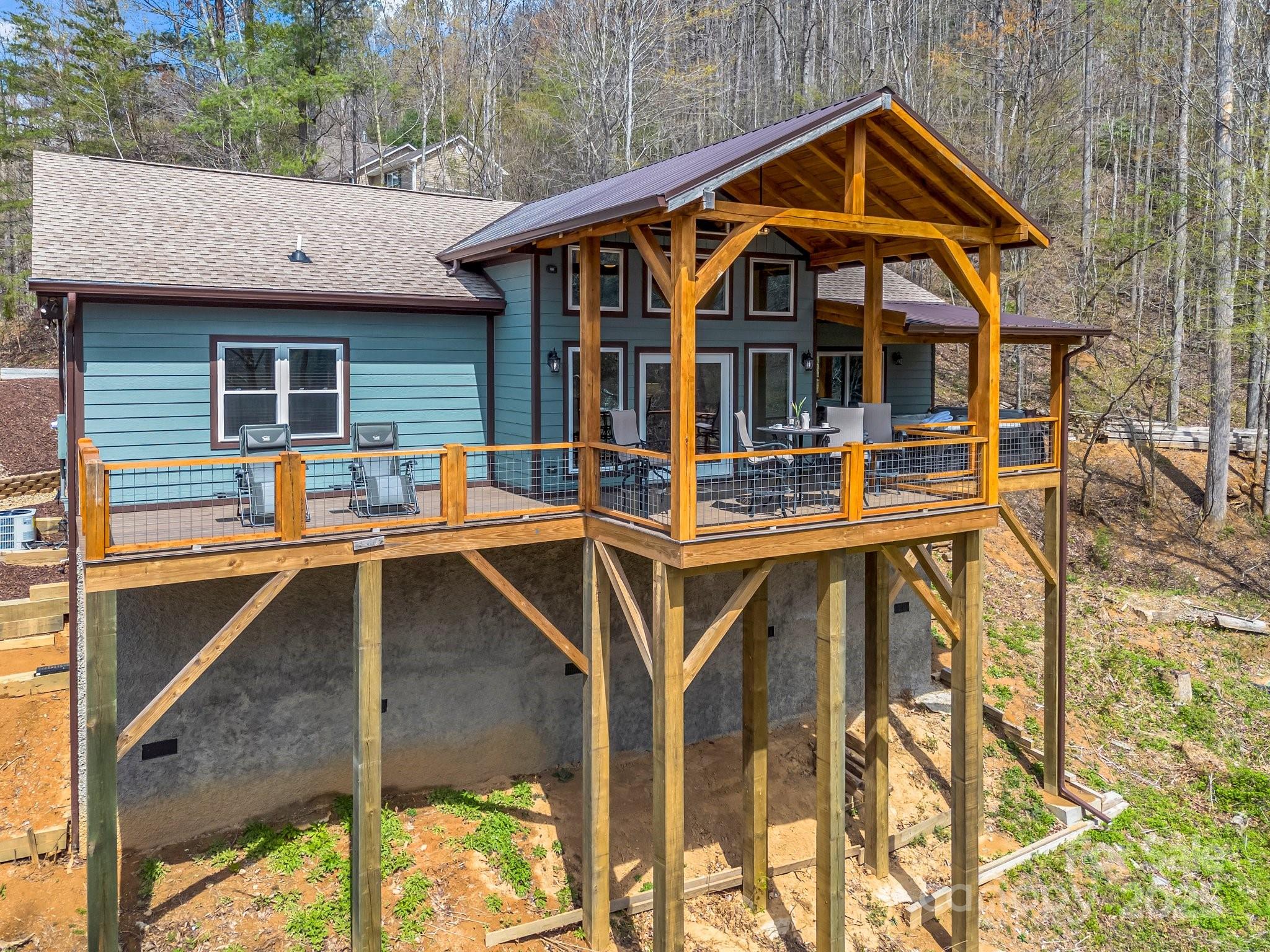 Residential in Hendersonville 4