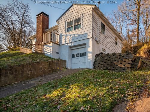 1011 Northway Dr, Saint Albans, WV, 25177-3618 | Card Image