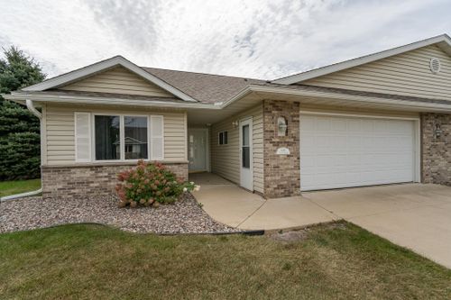 600 15 1/2 Avenue Nw, Kasson, MN, 55944 | Card Image