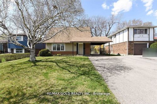 3657 Woodruff Cres, Mississauga, ON, L4T1T8 | Card Image