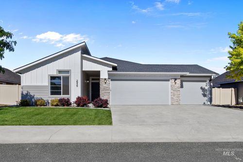 2939 N Coral Falls Ave, Kuna, ID, 83634-5335 | Card Image