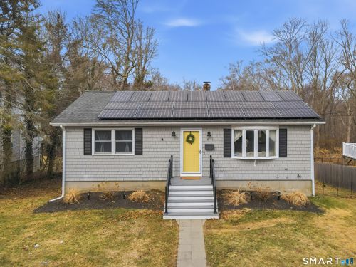 19 Lathrop Ave, Pawcatuck, CT, 06379-1906 | Card Image
