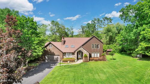 3 Hickory Ln, Averill Park, NY, 12018-9680 | Card Image