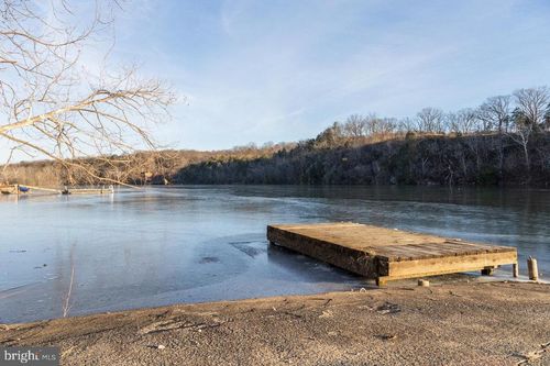 606 Riverside Dr, LURAY, VA, 22835-2910 | Card Image