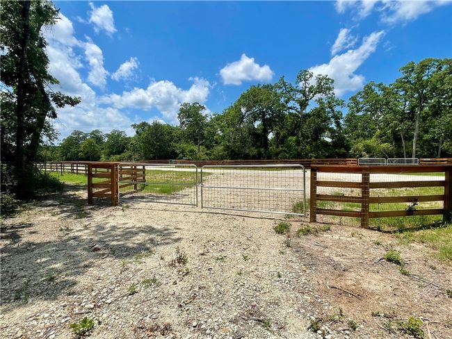 9211 Stetson Drive, Home with 0 bedrooms, 0 bathrooms and null parking in Normangee TX | Image 4