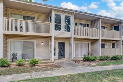 2-6724 Quail Hollow Ct, Memphis, TN, 38120-4511 | Card Image