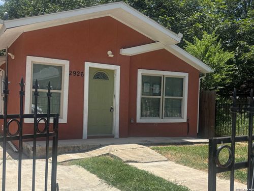 2926 Tampico St, San Antonio, TX, 78207-6451 | Card Image