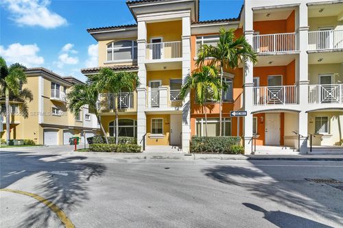 2707 Ne 184th Ter, Aventura, FL, 33160-2081 | Card Image