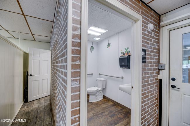 430 W 3 Rd St, Home with 0 bedrooms, 1 bathrooms and null parking in Nescopeck PA | Image 19