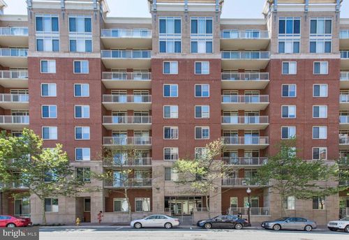 apt-915-820 N Pollard St, ARLINGTON, VA, 22203-1779 | Card Image