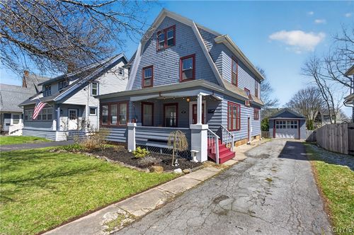 411 Robineau Rd, Syracuse, NY, 13207-1652 | Card Image