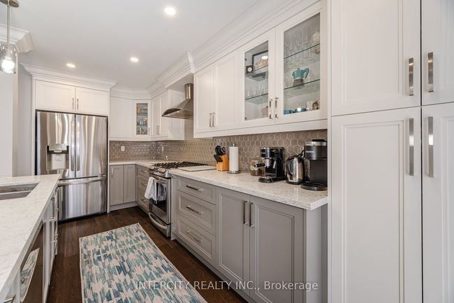 8 Sheardown Dr, House attached with 3 bedrooms, 3 bathrooms and 1 parking in Nobleton ON | Image 15