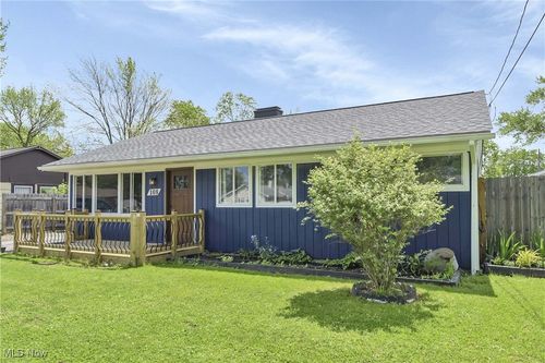 108 Coronado Ct, Elyria, OH, 44035-3627 | Card Image